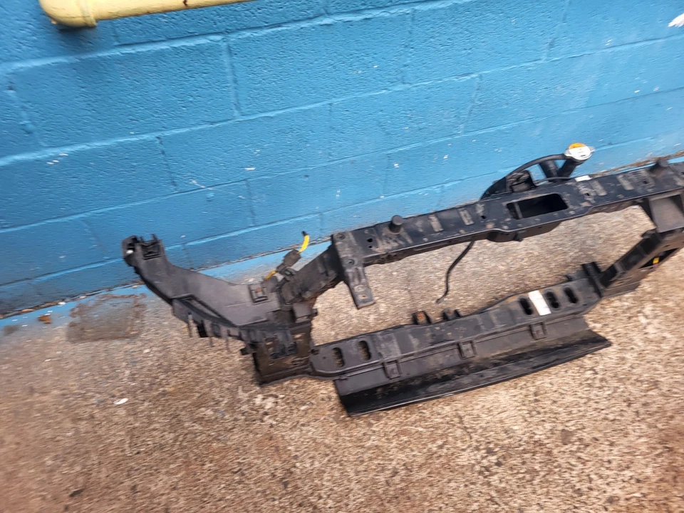 2014 - 2019 KIA SOUL RADIATOR CORE SUPPORT W/O FAN/ RADCANDENCER OEM PRE-OWNED - Image 3 of 4