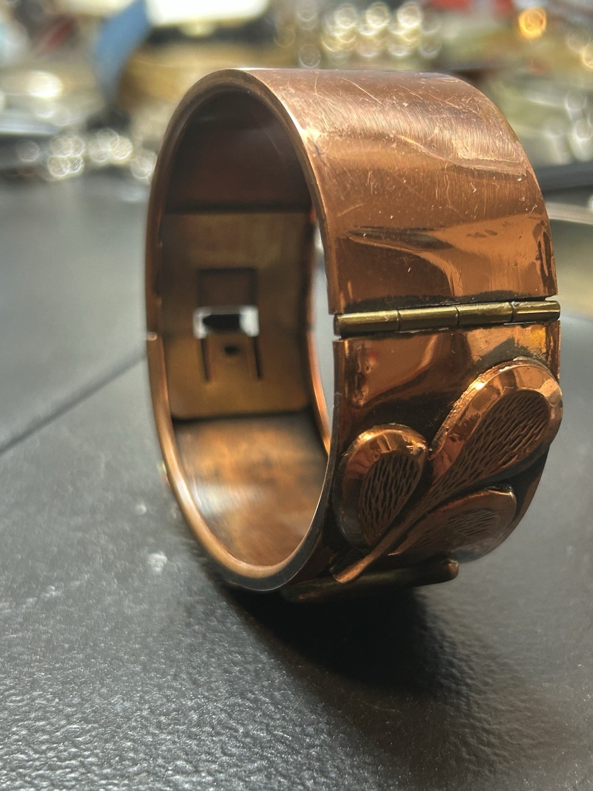 Vintage Solid Copper Artisan Hinged Bangle Bracel… - image 3