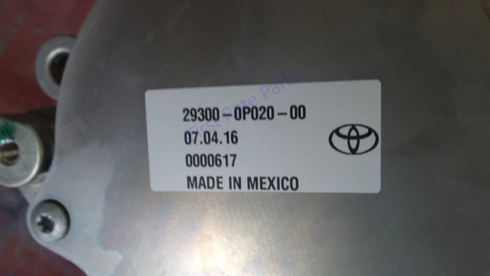 Toyota 29300-0P021 Vacuum Pump 29300-0P020 293000P021 Tacoma OEM 2017 TRD SR SR5 - Image 4 of 4