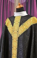Black Damask   Chasuble Stole Maniple Chalice Veil Burse Vestment Kasel