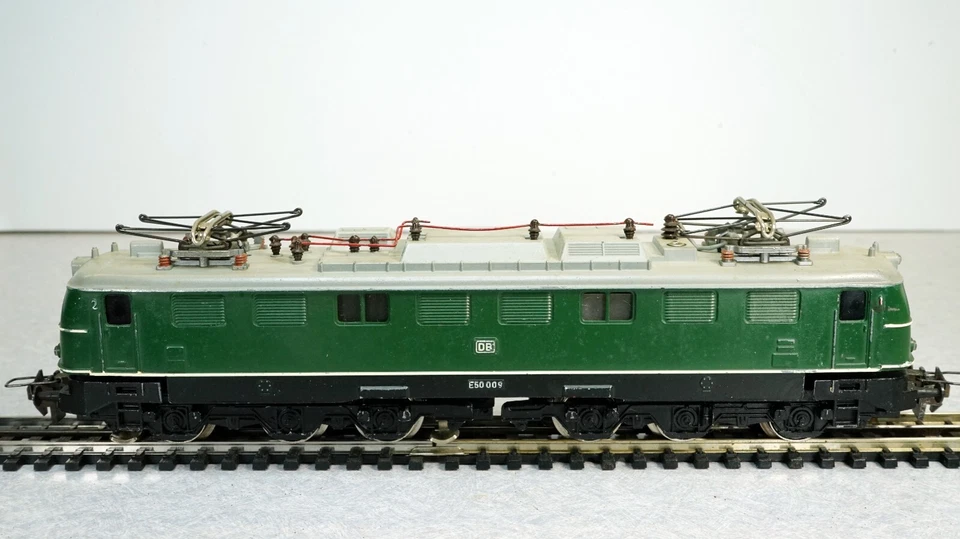 Trix Express H0/HO 2235 Br Class E50 6 Axle Dual Motor Loco Boxed C-7 Excellent - Image 4 of 4