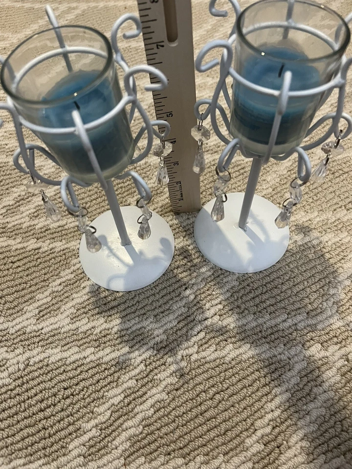 Candelabro "Debbie" Metal Blanco con Cuentas de Cristal Juego de 2 Velas Azules Foto 3 de 4