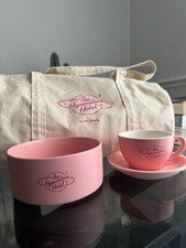 Lot Ariana Grande - Bol - Tasse - Sac de sport - Hypernova Hotel - Neuf 