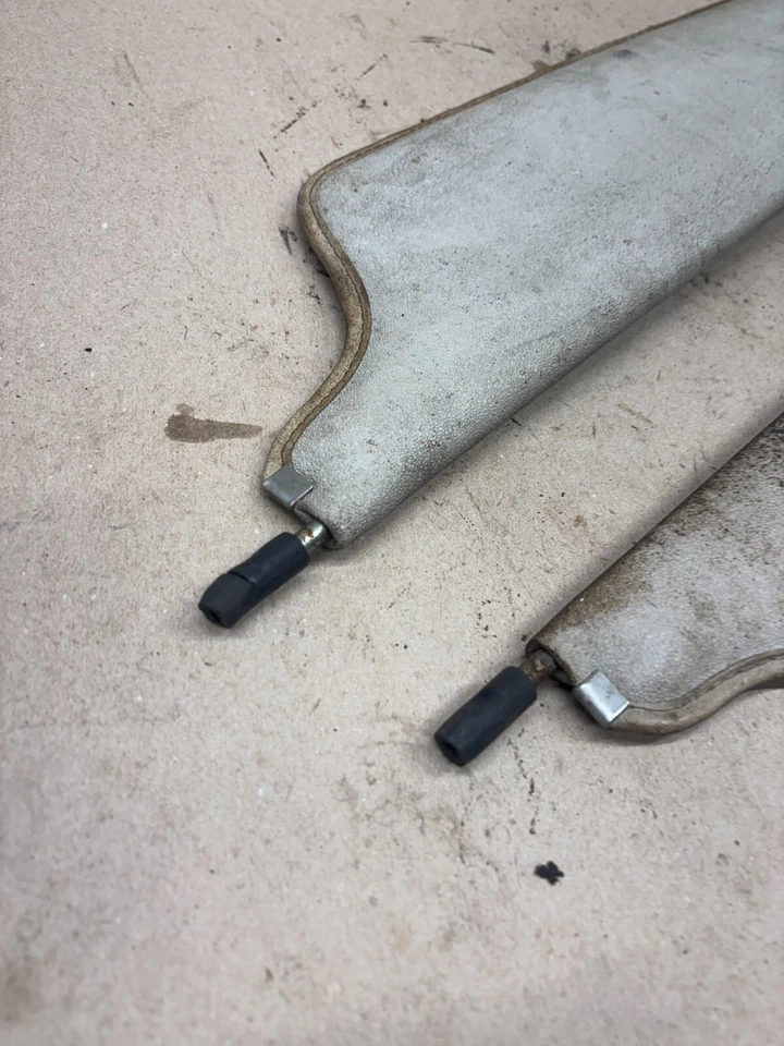 Camión Ford 1967 68 69 70 71 72 F100 F250 F350 usado par de parasoles ¡blanco! Foto 2 de 4