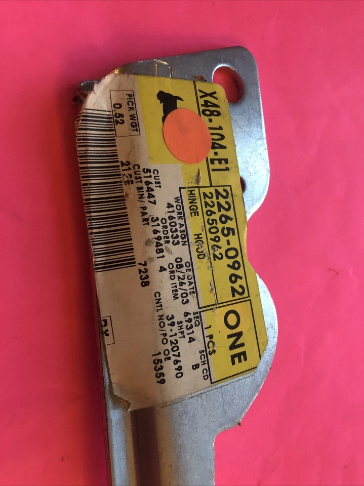 🔥🔥🔥GM 22650962 Derecha 1995/2005 CAVILIER, PONTIAC SUNFIRE CAPUCHA "BISAGRA" Foto 4 de 4