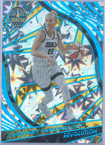 2022 Panini WNBA Revolution Basketball Courtney Vandersloot Impact 003/149 #32 - Picture 2 of 3
