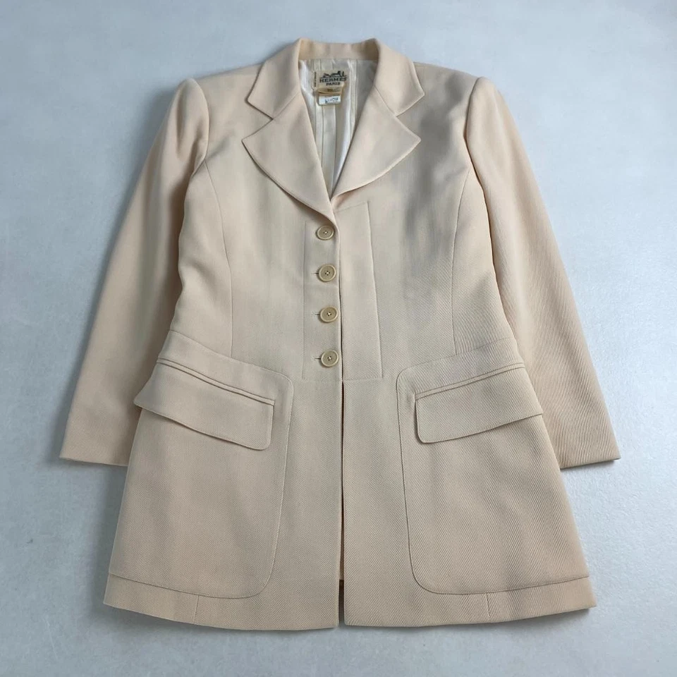 W3986 Hermès Set Up Chaqueta Falda 100% Lana Beige Talla 40 M–L Equivalente Foto 2 de 4