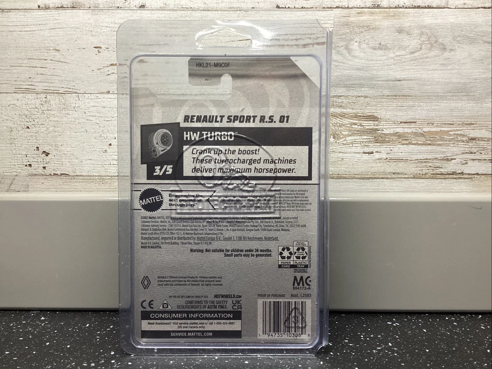 Hot Wheels Super Treasure Hunt STH Renault Sport RS 01 2023 NEW in Protector - Image 3 of 3