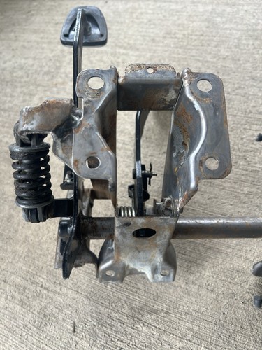 02-05 SUBARU IMPREZA WRX M/T MANUAL BRAKE CLUTCH GAS PEDAL SET - Picture 9 of 20
