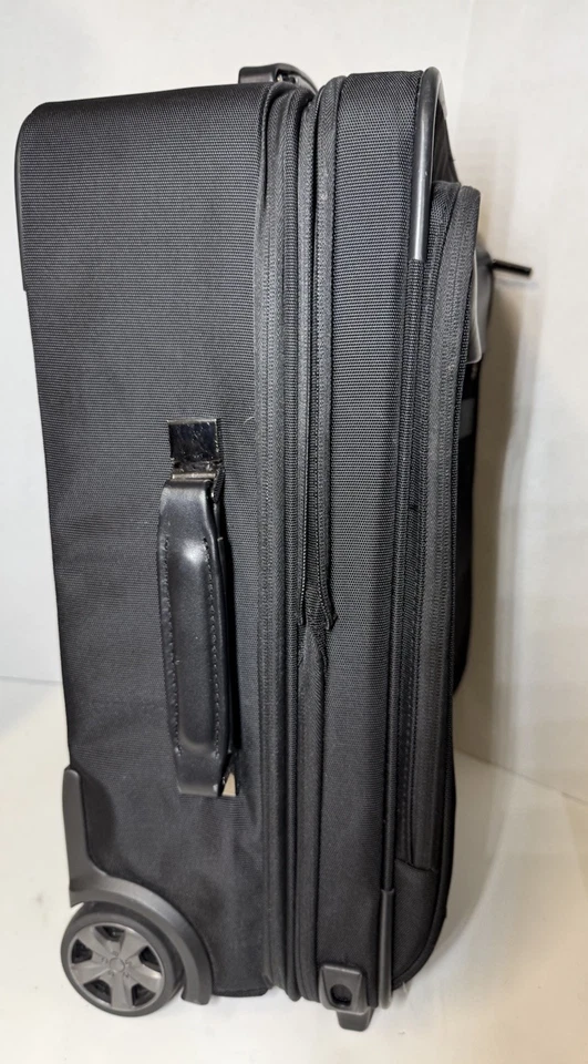 "Maleta de mano con ruedas Ghurka 701 detalles de cuero negro 21""" Foto 3 de 4