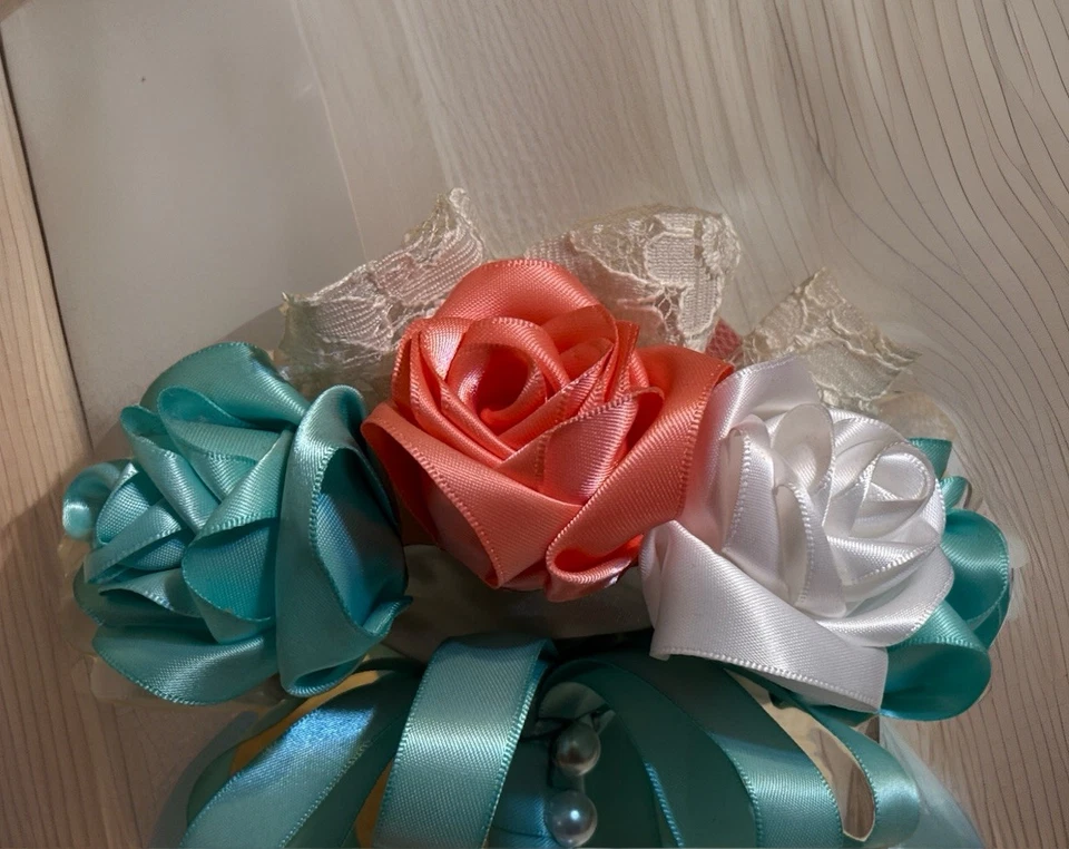 Ramo de rosas de seda casero Foto 3 de 4