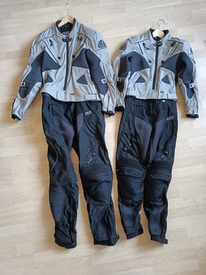 2 Motorradkombi IXS Textil Sommer Damen und Herren im Set