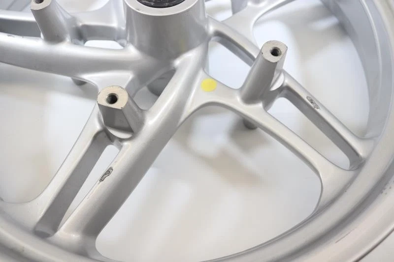 Llanta delantera BMW K 1200 RS 1999 a 2001 Foto 2 de 4