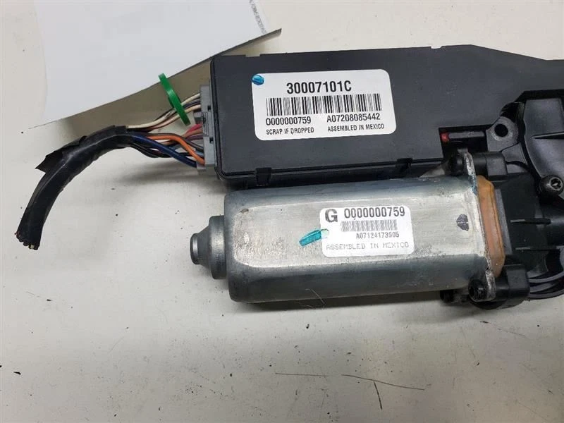 2005-2010, Cadillac STS, мотор на крыше с электроприводом люка, номер детали: A08149214210 - Изображение 4 из 4