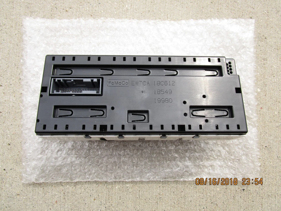 11-16 FORD F650 F-650 F750 F-750 AIRE ACONDICIONADO CALEFACCIÓN CONTROL DE TEMPERATURA FABRICANTE DE EQUIPOS ORIGINALES NUEVO Foto 2 de 3