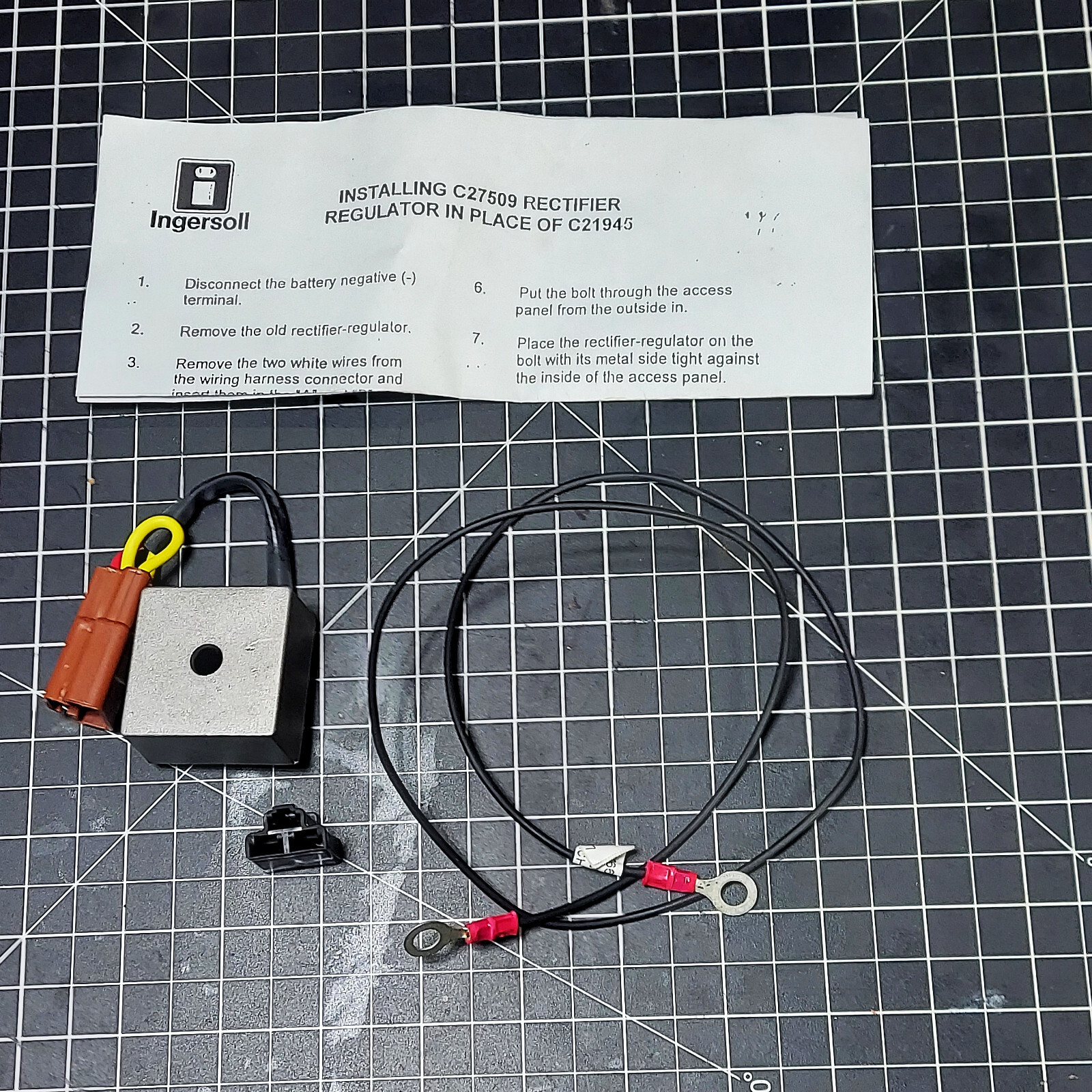 Case Ingersoll Voltage Rectifier Regulator 12V C31249, C43910 200/400 ...
