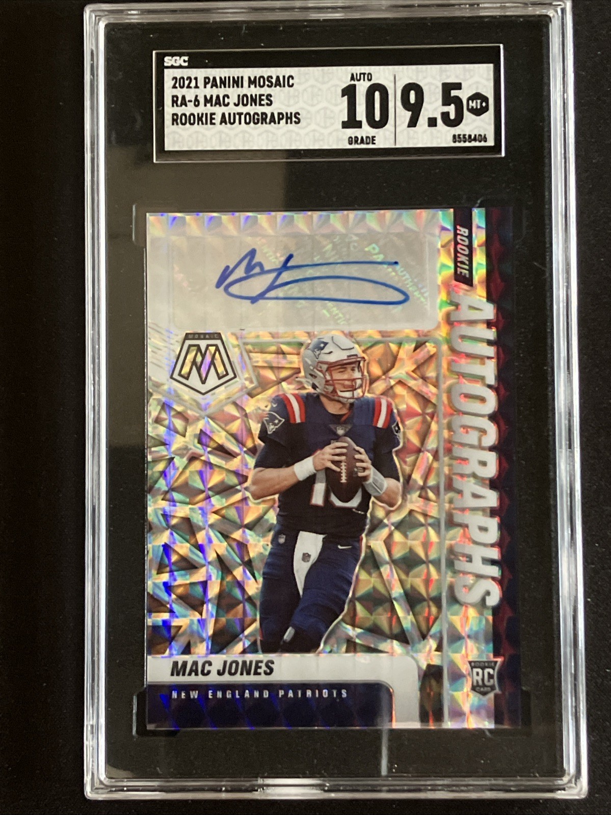 2021 Panini Mosaic Rookie Autographs Mosaic Mac Jones #RA6 SGC 9.5 Auto 10