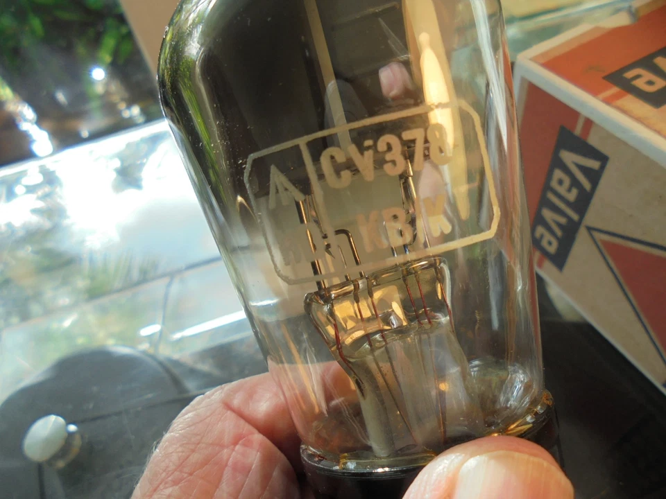 GEC COSSOR GZ37 CV378 NOS BRITISH VINTAGE ONE NEW OLD STOCK RECTIFIER VALVE TUBE - Image 4 of 4