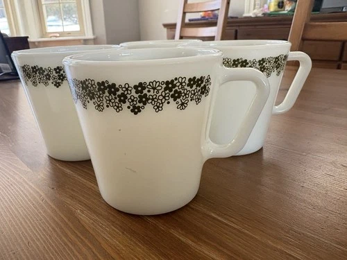 Vintage 5 Pyrex Green Crazy Daisy Spring Blossom Coffee Cup Mugs 1410 Milk Glass