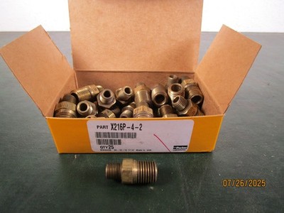 (25) Parker X216P Hex Pipe Nipple 1/4 Male X 1/8 Male Brass