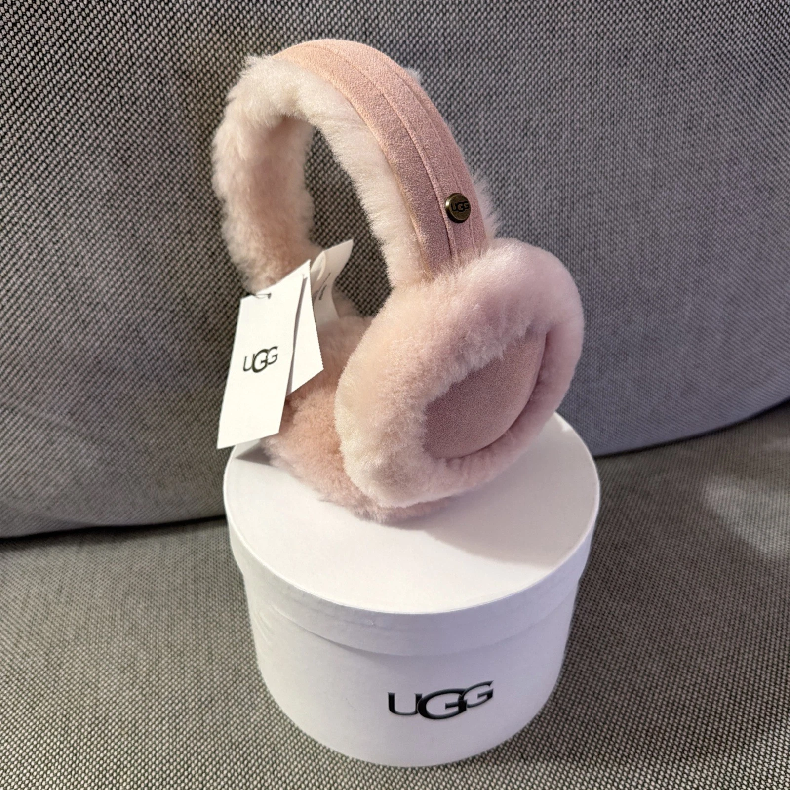NEW UGG Australia Pink Cloud Classic Logo Shearling Earmuffs In Box + Tags