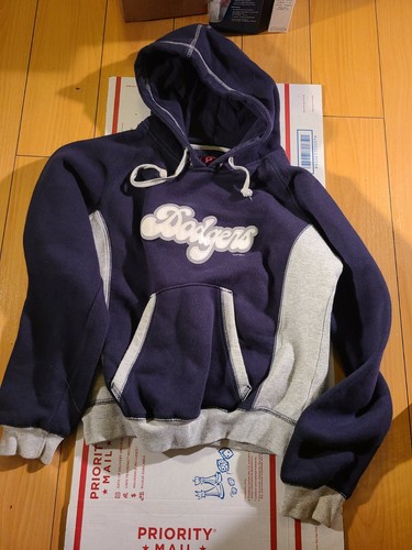 Kids LA Dodgers Sweater size S | eBay