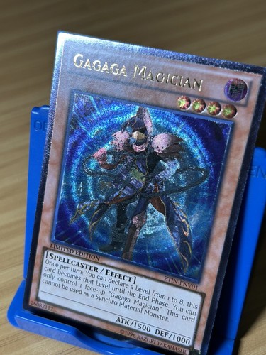 Yu-Gi-Oh! Gagaga Magician Starfoil Rare - SP13-EN002, Star Pack 2013, Unlimited Edition Trading Card