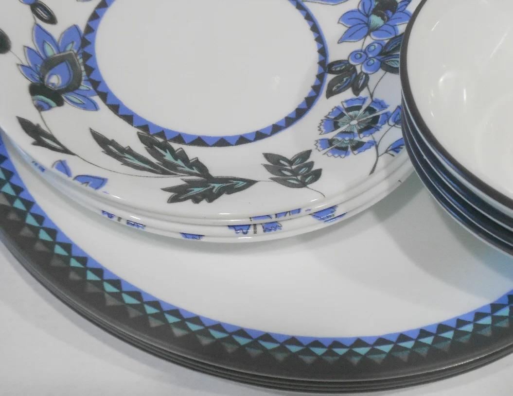 Corelle 青い花模様 皿とボウルセット Corelle 青い花模様 皿とボウルセット