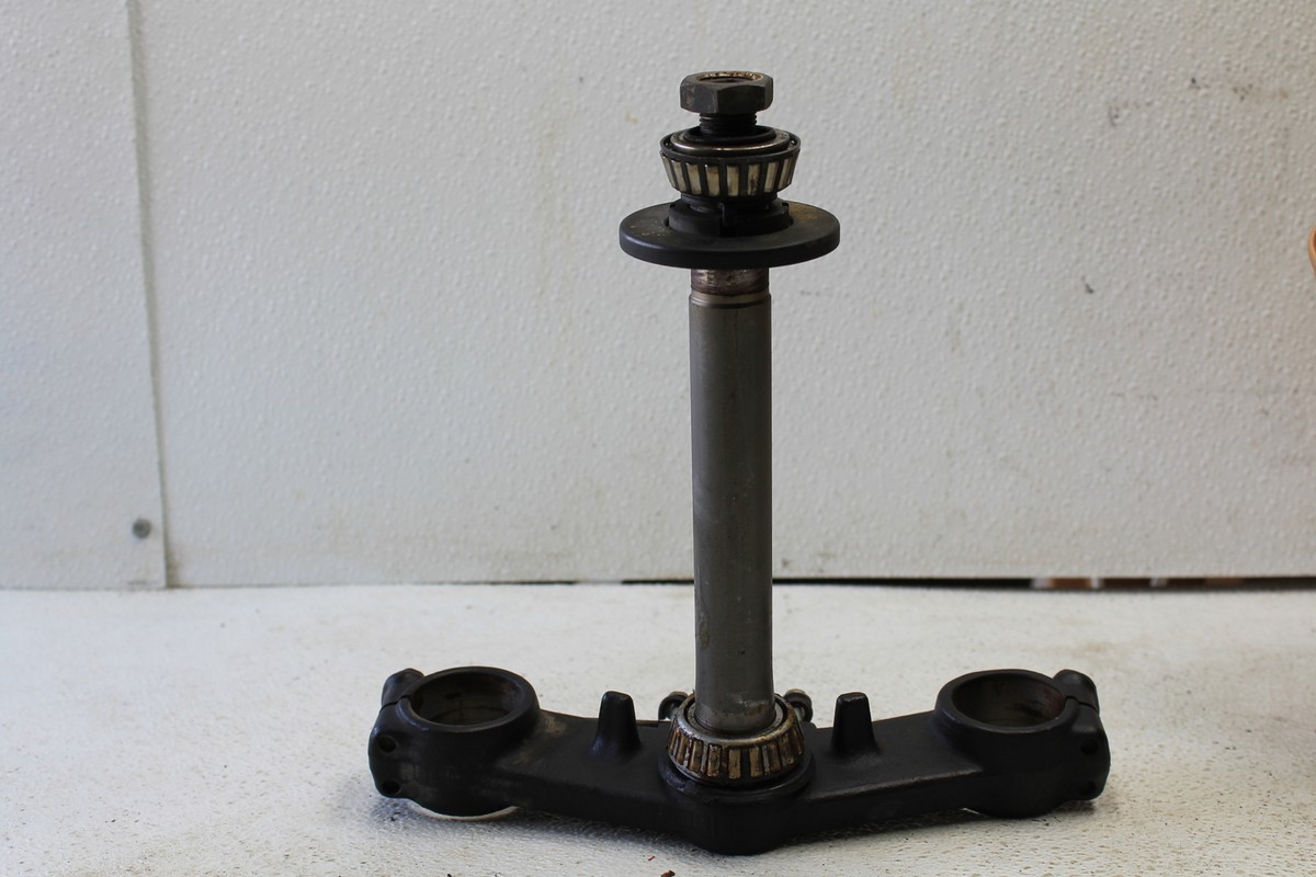 へーい 1992 KAWASAKI NINJA ZX600 (#252) TRIPLE TREE STEERING STEM