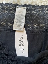 NWT VICTORIA'S SECRET LOW-RISE BLACK HIPHUGGER PANTIES LACE WAISTBAND SMALL