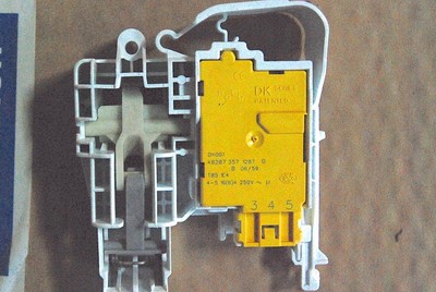 Hotpoint Washing Machine Door Interlock Switch C00264161 482000030694, C00299278