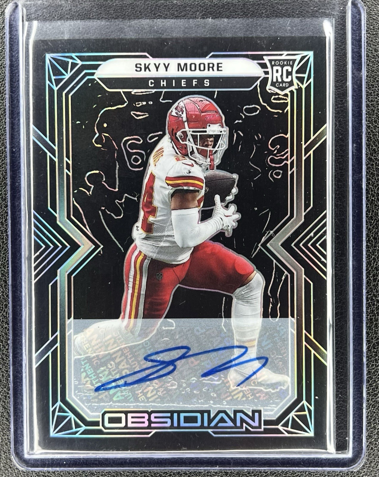 2022 Panini Obsidian - Rookies Skyy Moore #119 Autographs /199 (AU, RC)