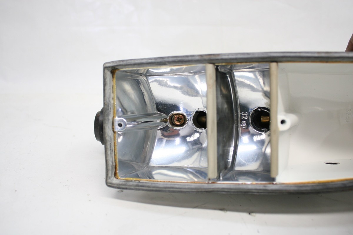 Porsche 911 (1969-1989) OEM Right Passenger Side Tail Light Porsche 911 (1969-1989) OEM Right Passenger Side Tail Light