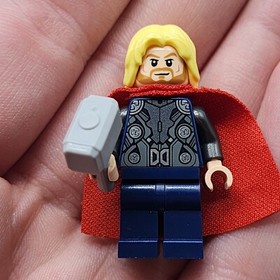 LEGO 76038 Marvel Avengers Tower Thor Soft Cape Minifigure sh170 Authentic LEGO