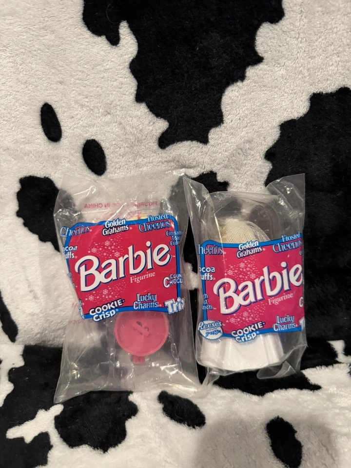 Dos 1997 GENERAL MILLS Cereal Barbie Promo Muñeca Estatuillas Ballet Boda con Soporte Foto 2 de 3