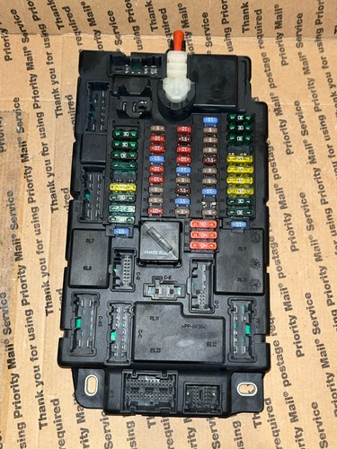 61.35 3457510-01 2010 Mini Cooper OEM Interior Junction Fuse Box - Picture 6 of 7