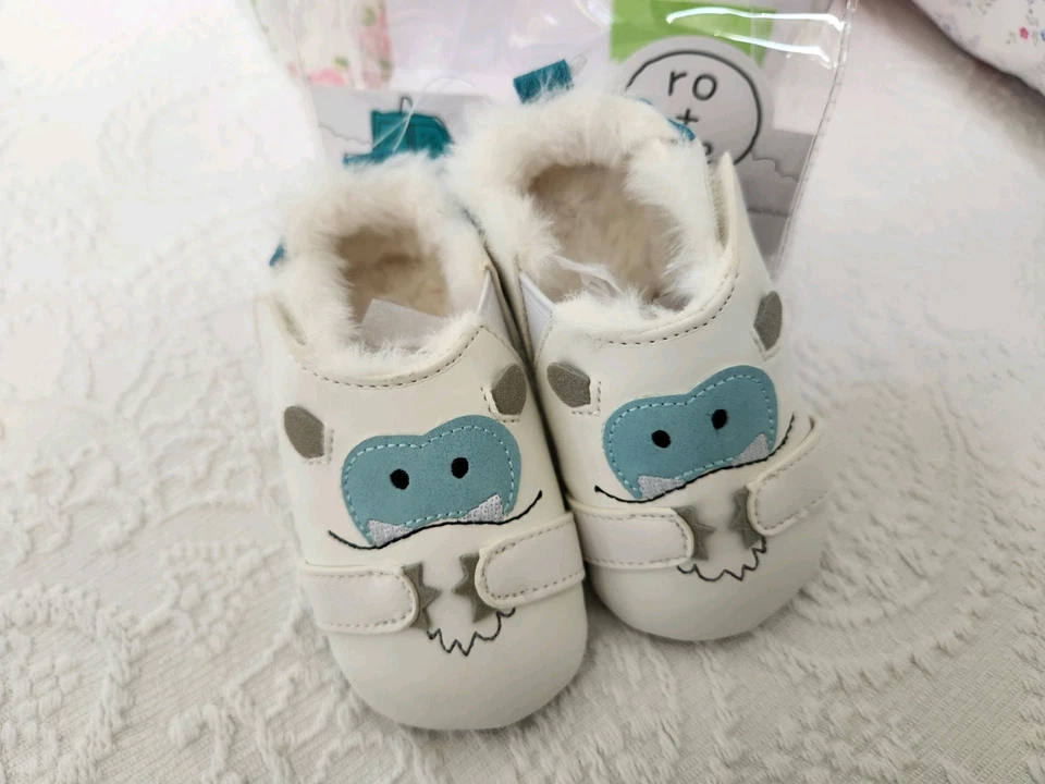 NUEVO ZAPATO BEBÉ ROBEEZ RO + ME 0/6 MESES YETI SUELA SUAVE Foto 2 de 4