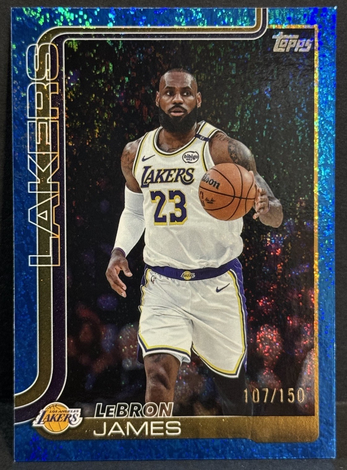 2025-26 Topps Basketball Los Angeles Lakers LeBron James Blue Sparkle Foil /150