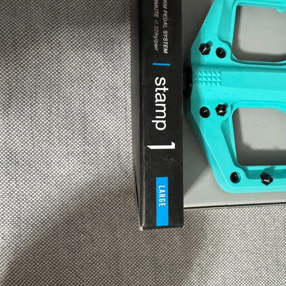 Carimbo de Pedal CRANKBROTHERS 1 GRANDE Pedais Planos/Plataforma de Mountain Bike Azul-petróleo Novo Na Caixa - Imagem 2 de 4