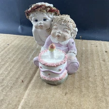 1997 Dreamsicles Birthday Wishes Figurine, Combine SHIP $1