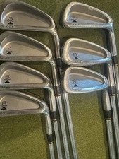 Titleist DCI Black Iron Set 3-9 RH With MS 209 stiff shafts. 
