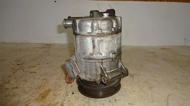 Compressor CA 2,2L peso de embreagem redondo compatível com 07-11 HHR 636880 - Imagem 2 de 4