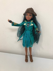 disney descendants uma isle of the lost