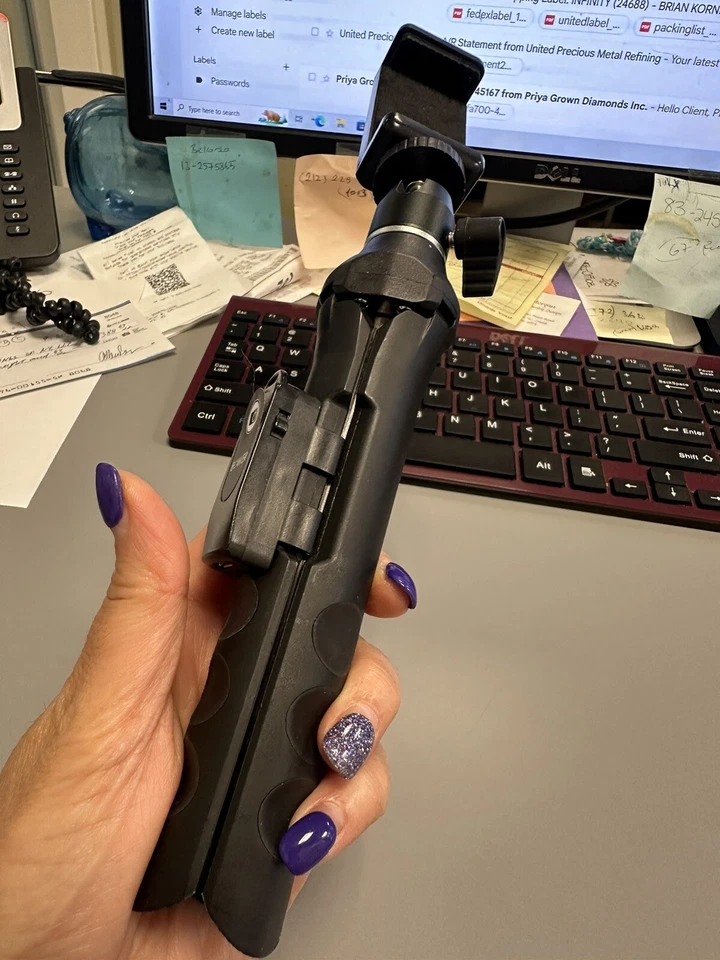 NEW Bower - 6-in-1 Professional 36" Tripod - Black - Image 3 of 4