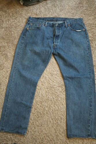 LEVIS 501 BUTTON-FLY CLASSIC BLUE 