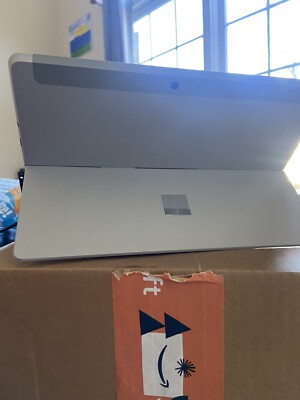 Microsoft Surface Go 2 - w/ 10.5