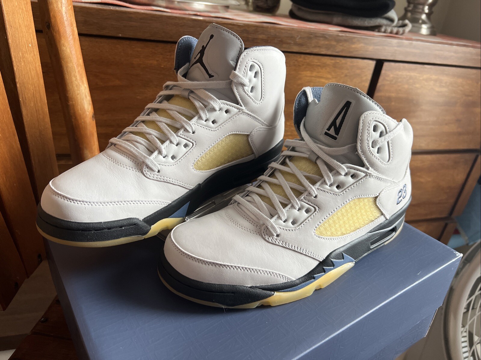 Jordan 5 A Ma Maniere dawn