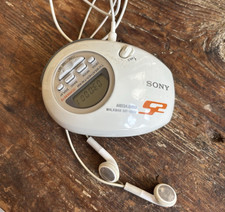 Sony S2 TV Weather FM/AM Walkman SRF-M85V Belt Clip Mega Bass Tested Working