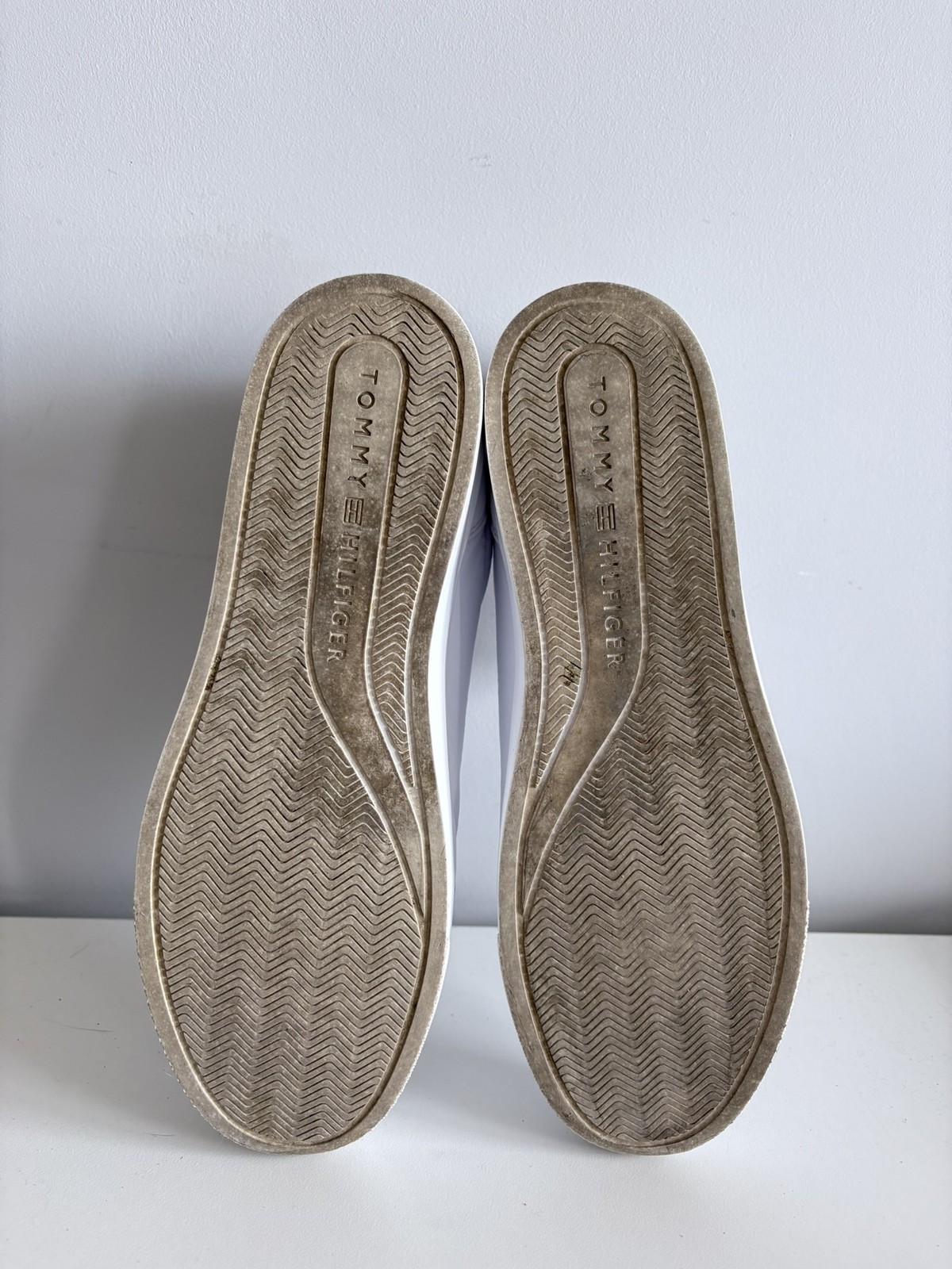 Tommy Hilfiger Essential Cupsole Sneaker white leather size 40 women's image 7