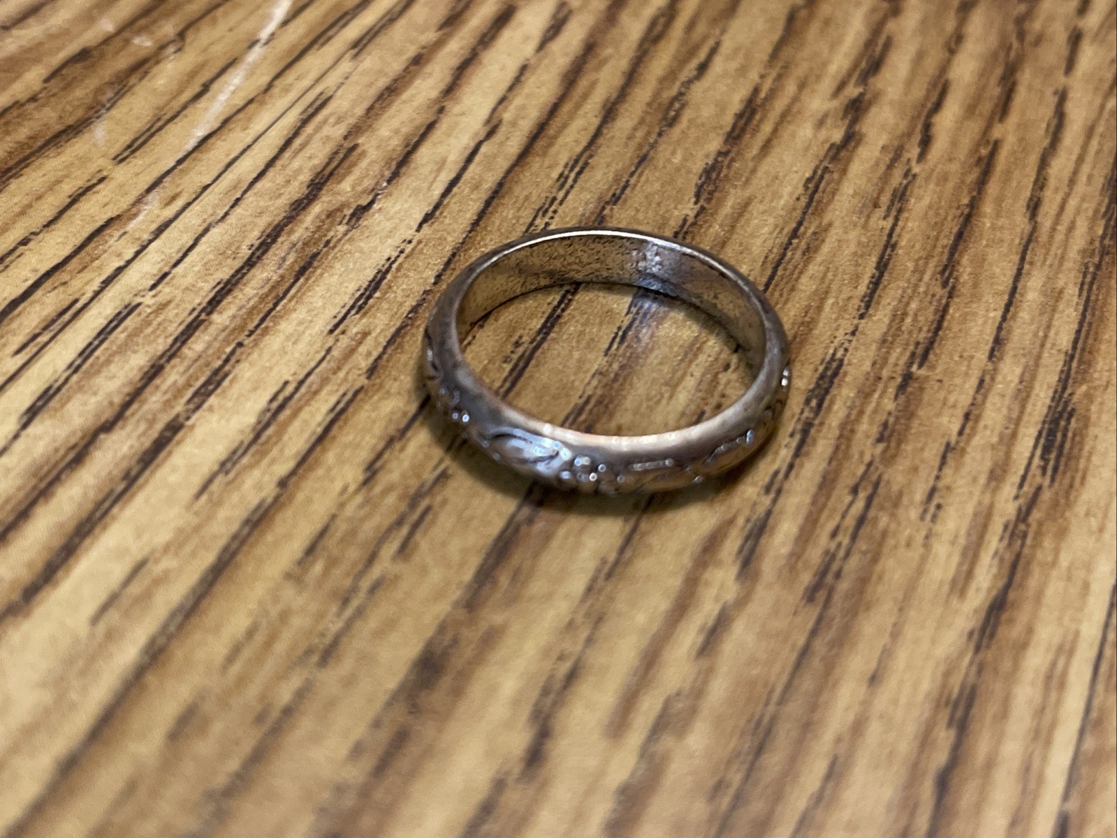 Daffodil Engraved Ring - image 5